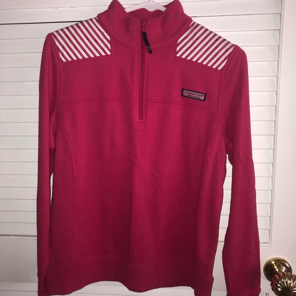 Vineyard vines shep shirt with white stripes